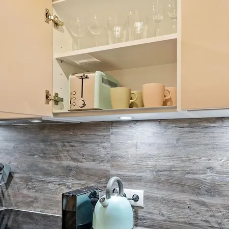 Entire Equipped New Studio City * Luxemburgo